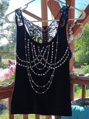 Black Beaded Lace-Back Tank Top - Women's Sleeveless Shell